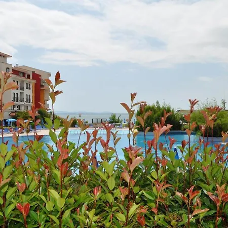 Marina Cape Apartment